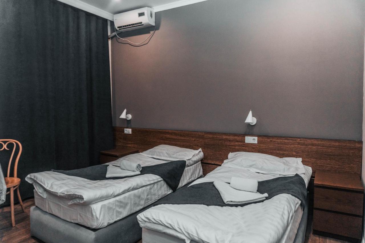 Hotel Жомарт Aktobe Exterior foto